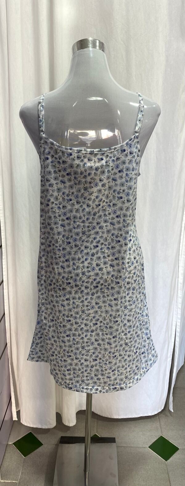 Camisón floral